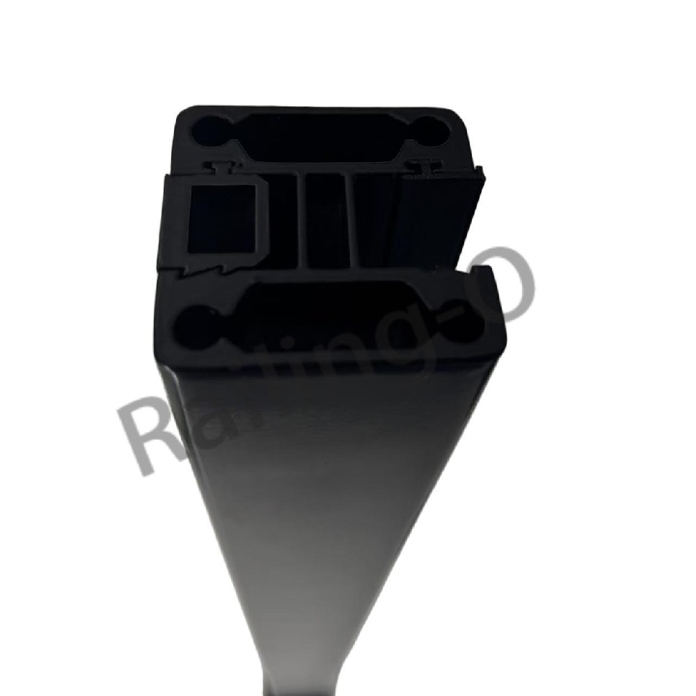 SLOTTED POST