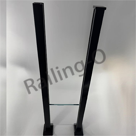 SLOTTED POST